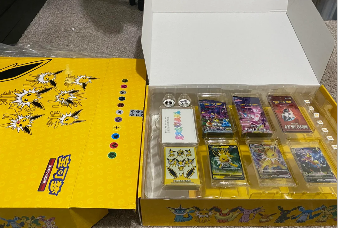 pokemon TCG  Chinese Jolteon Exclusive Gift Collection Box