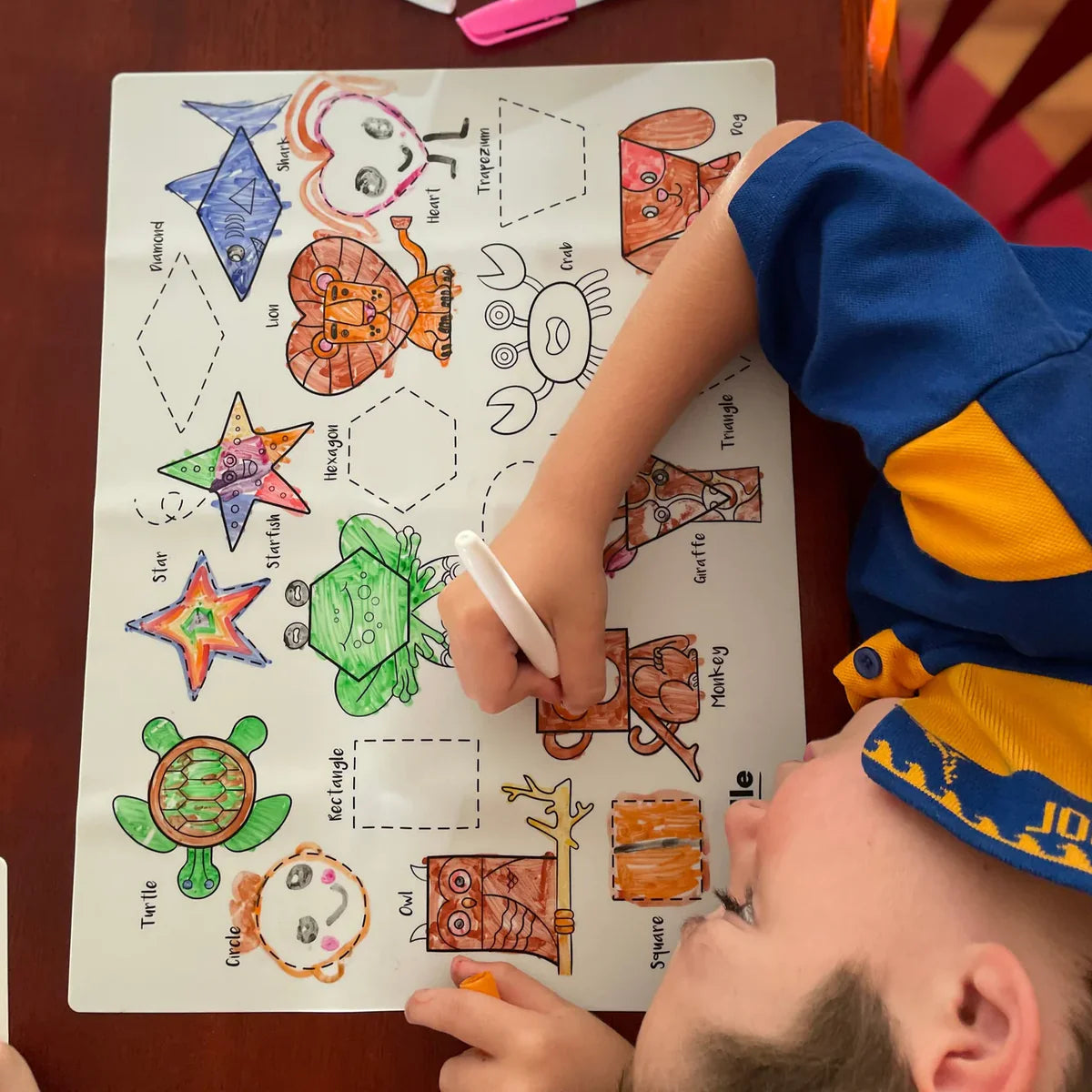 HeyDoodle - Shape Shifters Large Colouring & Doodle Playmat