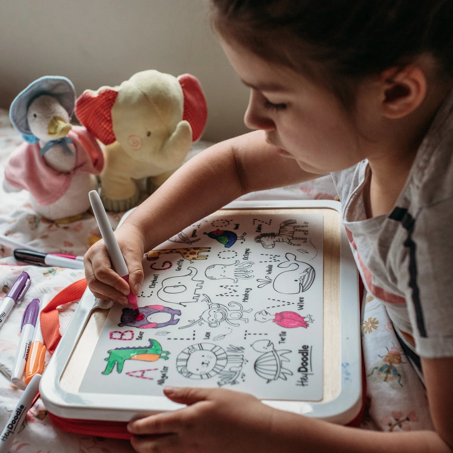 HeyDoodle-Into The Wild Mini Colouring & Doodle Mat
