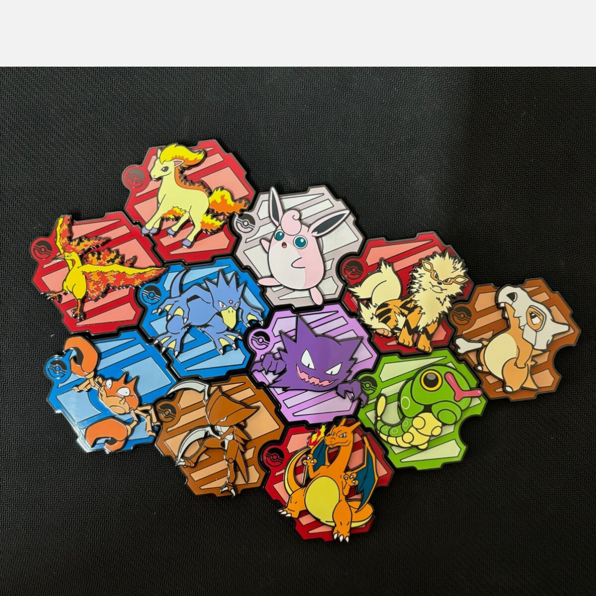 Pokemon 151 Sead box come with 10 x 151 magnet puzzle