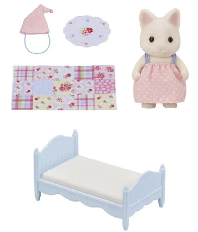 Sylvanian Families Floral Cat Girl's Naptime Set