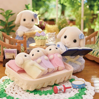 Sylvanian Families Flora Rabbit Family