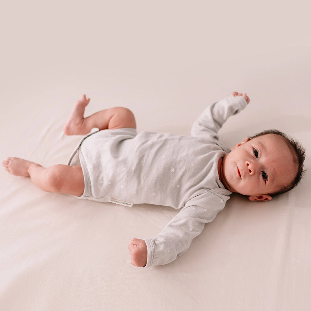 Woolbabe Merino/Organic Cotton Long Sleeve Bodysuit - Pebble Stars Size 0-2yrs