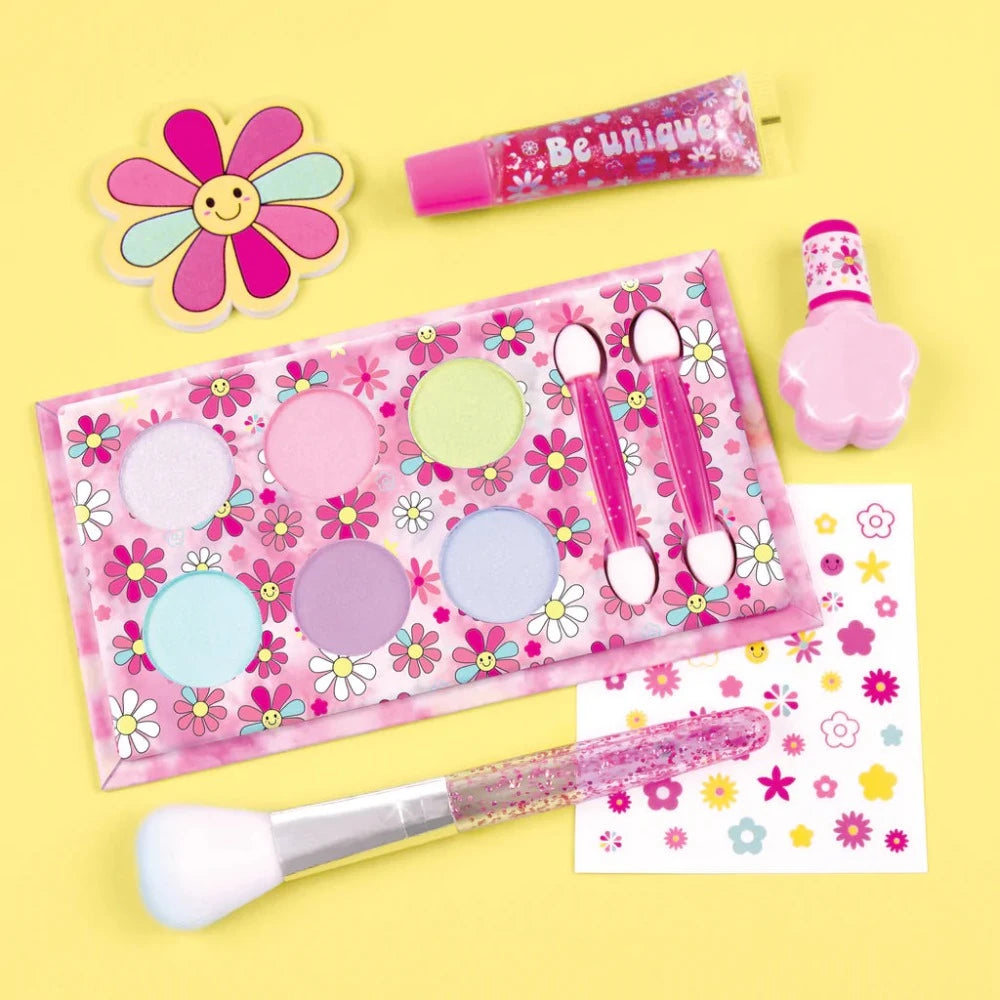 Make It Real  - BLOOMING BEAUTY COSMETIC SET