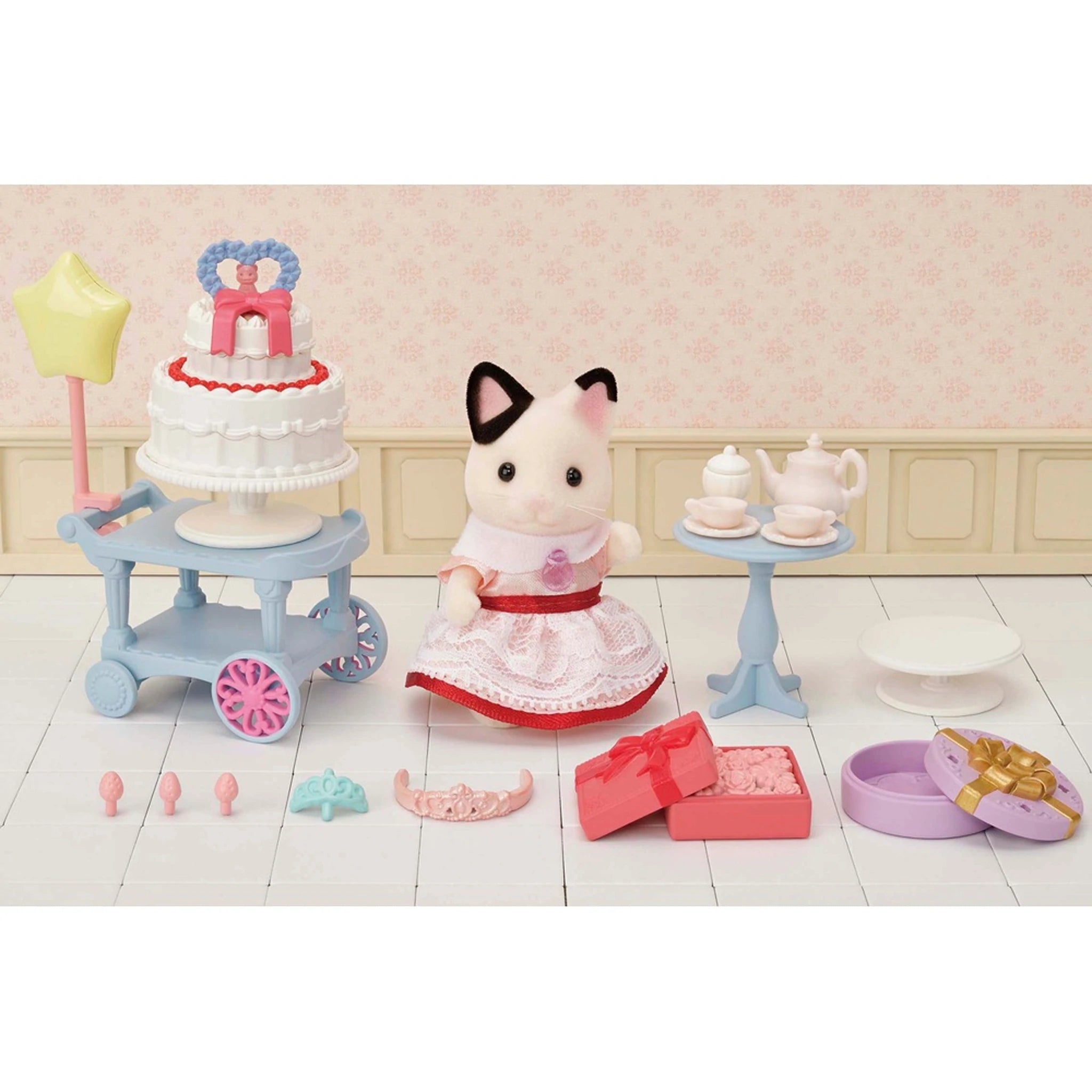 Sylvanian Families Party Time Play Set - Tuxedo Cat